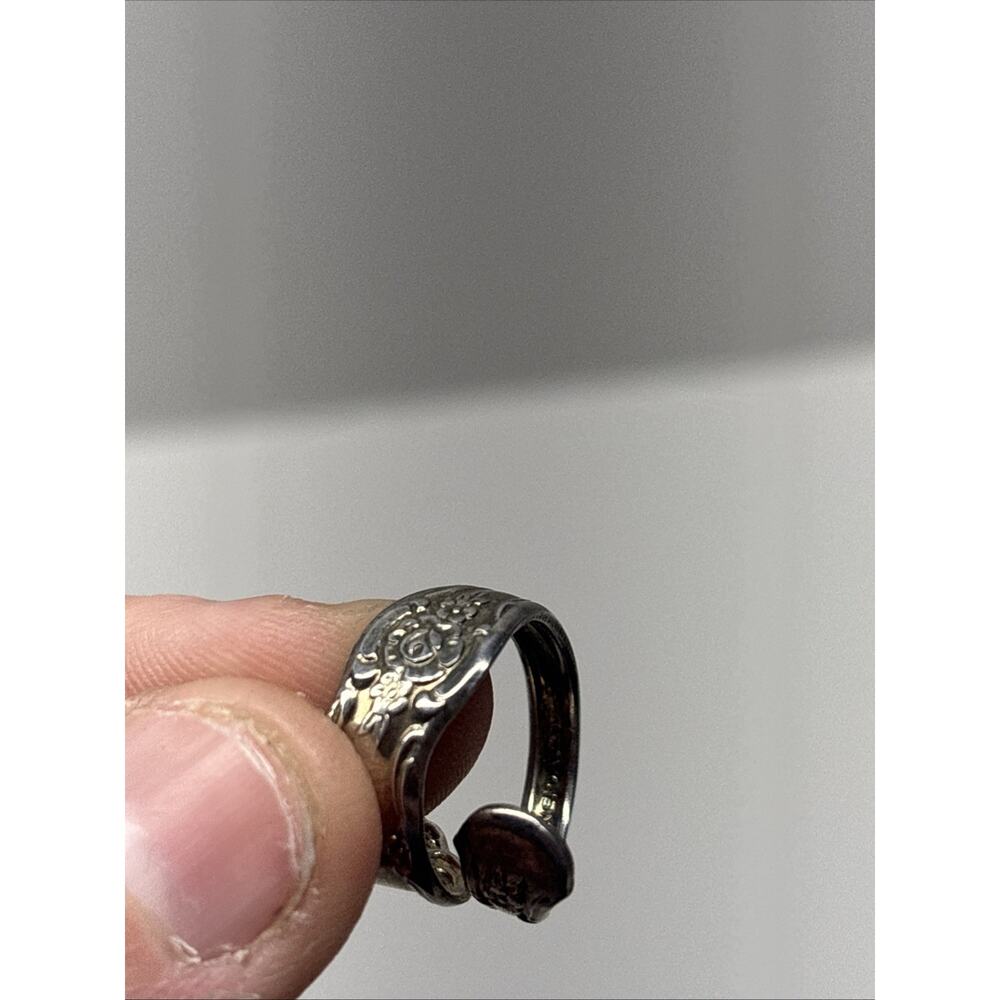 WM ROGERS ONEIDA UTENSIL RING HANDCRAFTED SILVER PLATED SIZE ADJUSTABLE - Picture 6 of 7